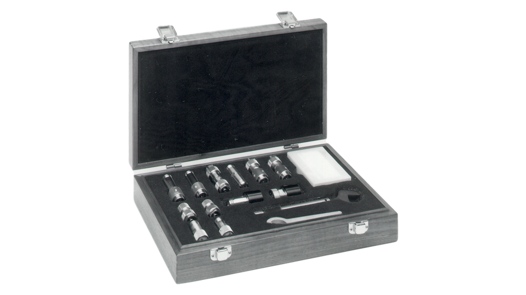 Keysight 85054D Economy Mechanical Calibration Kit, DC to 18 GHz, Type-N